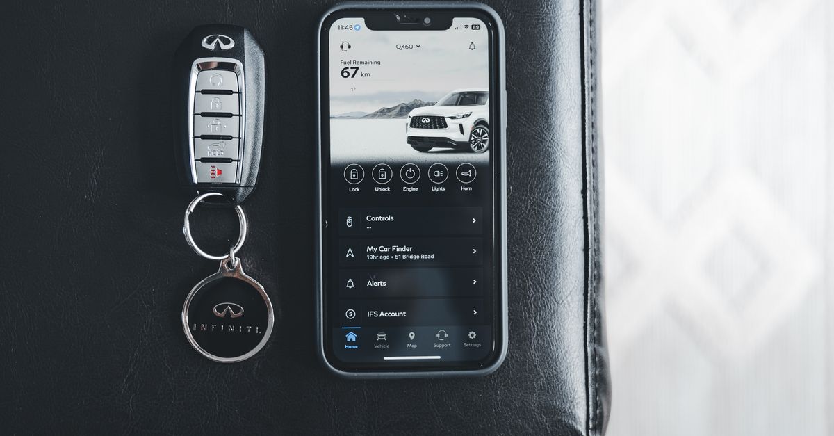 Nissan car key fob — Pro Columbia Locksmith