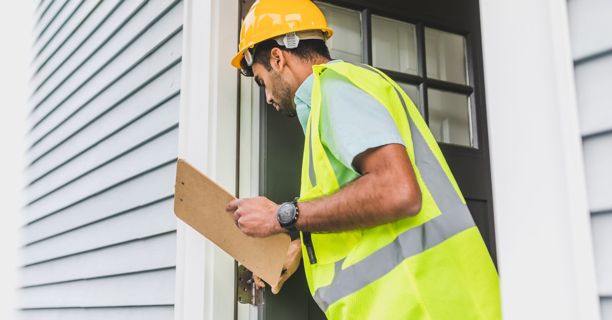 locksmith service technician — Pro Columbia Locksmith